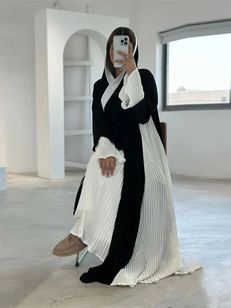 Open Black & White Pleat Abaya