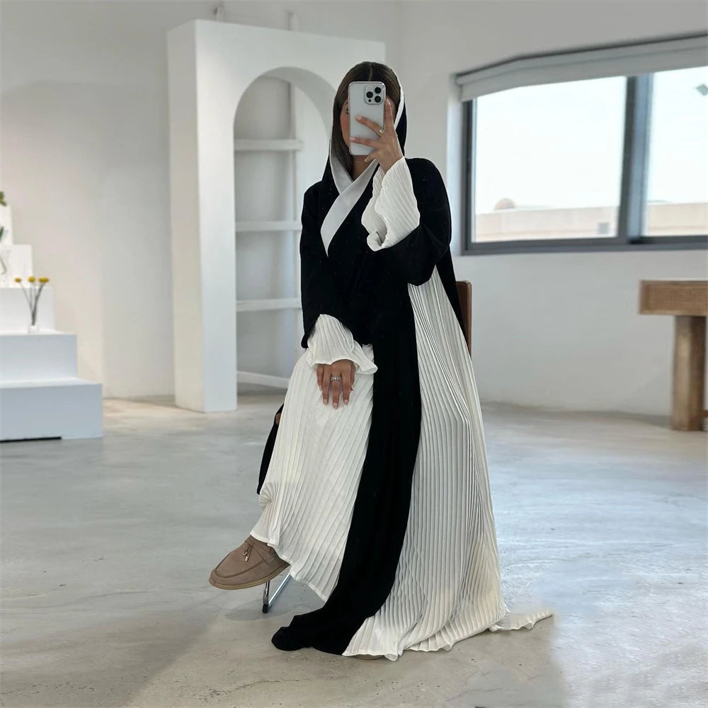 Open Black & White Pleat Abaya