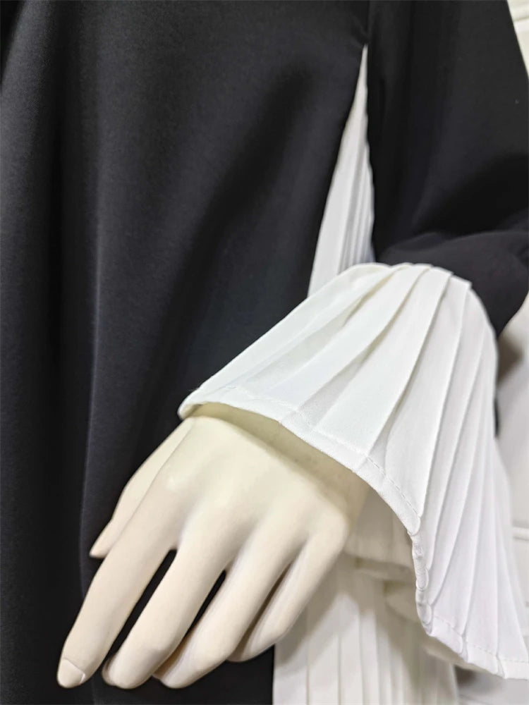 Open Black & White Pleat Abaya